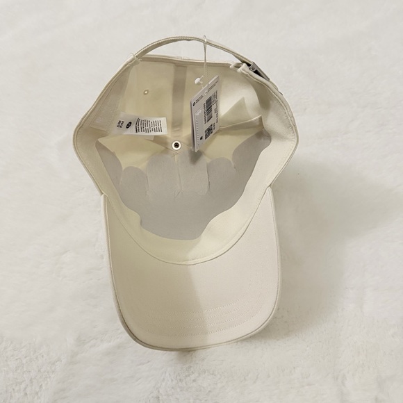 Lululemon Classic Unisex Cream Ball Cap Structure - Picture 7 of 9